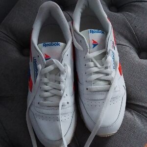 Reebok Classic White and Red Trainers